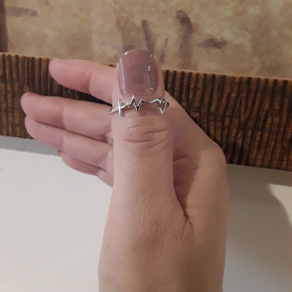 F5 NEW S925 Life Beat Heart Ring